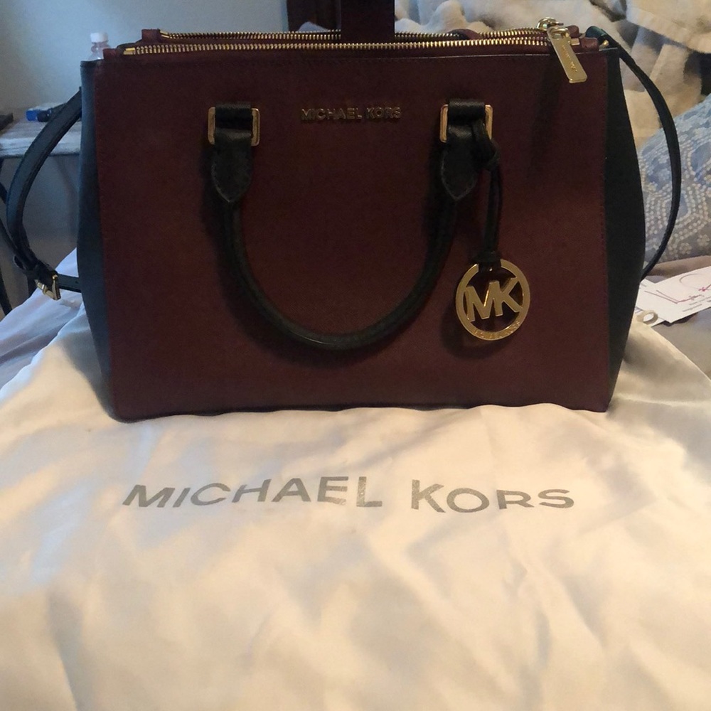 Michael kor’s bag